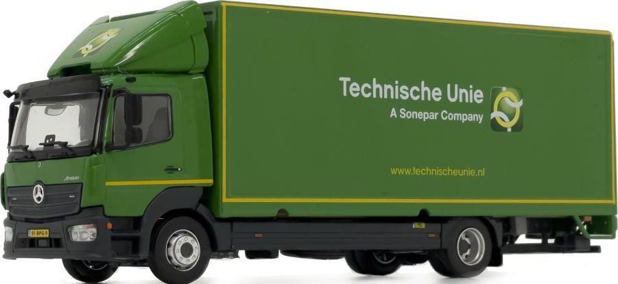 Marge Farm Models 1:32nd Scale Mercedes Atego Green Technische Unie
