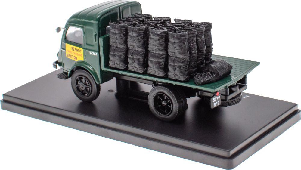 Atlas Editions 1:43 Scale Renault 2 Tonnes Plateau Charbonnier 1947 Renault Commercial Collection - Blister