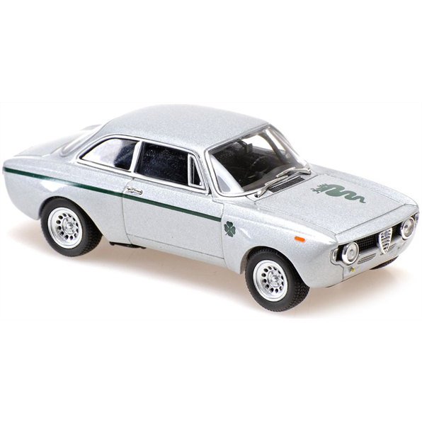 Minichamps 1:43 Scale Alfa Romeo Gta 1300 Junior - 1968 - Silver