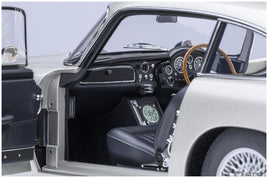 Autoart 1:18 Scale Aston Martin DB5 'Goldfinger' w/Weapons Silver