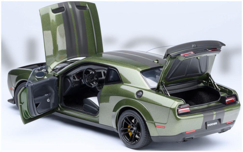 Autoart 1:18 Scale Dodge Challenger SRT Jailbreak 2022 F8 Green
