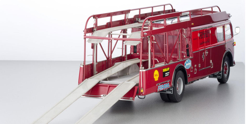 CMC 1:18 Scale Fiat 642RN2 Bartoletti Ferrari Trans