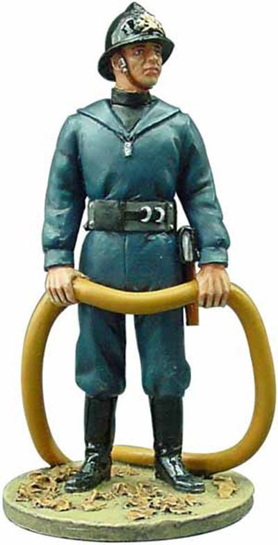 Atlas Editions 1:32 Scale Fireman - workingdress - Italy - 1940