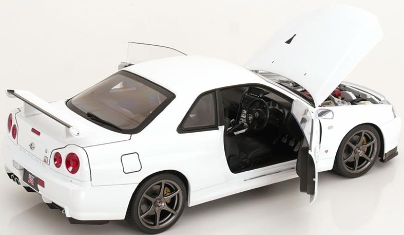 KK Scale 1:12th Scale Nissan Skyline GT-R R34 V-Spec II 2001 w/OEM Rims White