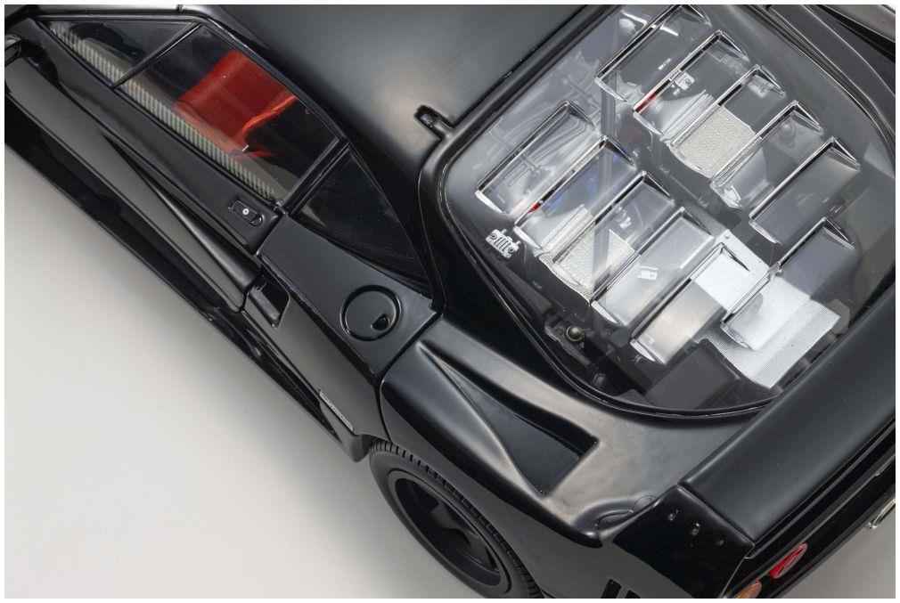 Kyosho 1:18 Scale Ferrari F40 Black 1987 Die-Cast Collection