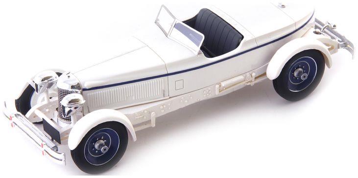 Autocult 1:43 Scale Packard 6th Series Thomspson Special White