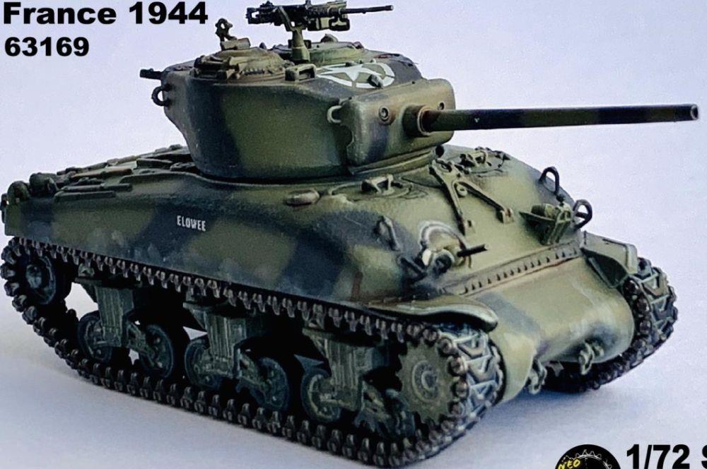 Dragon 1:72 Scale M4A1 (76)W VVSS Sherman France 1944