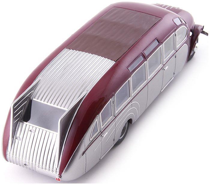 Autocult 1:43 Scale Opel Blitz Ludewig Aero Red-Silver