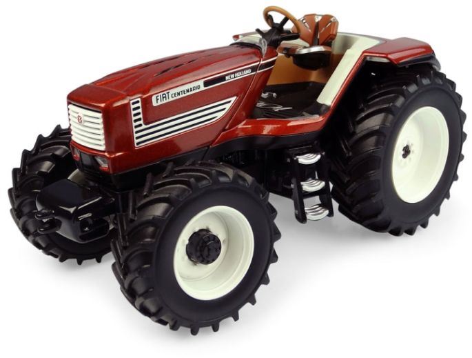Universal Hobbies 1:32 Scale Fiat Centenario Concept 100th Anniversary Celebration