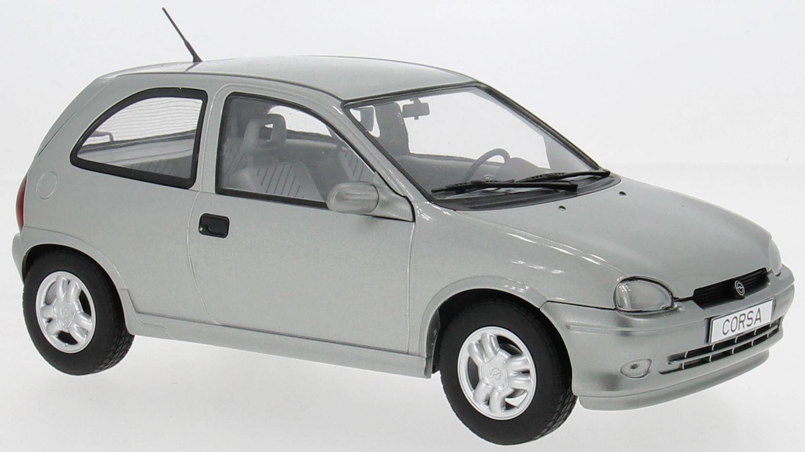 Model Car Group 1:18th Scale Opel Corsa B 'Gsi' Silver