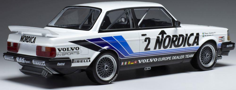 IXO 1:18 Scale Volvo 240 Turbo #2 ETCC Brunn 1986 U.Granberg/T.Lindstrom