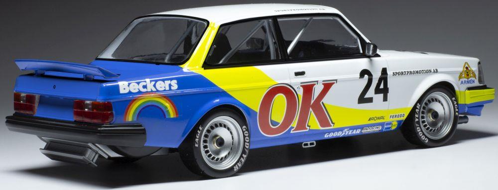 IXO 1:18 Scale Volvo 240 Turbo #24 OK DPM Nurburgring 1985 P-G.Andersson