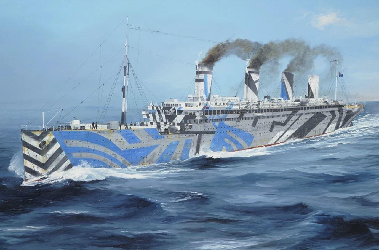 Trumpeter 03720 1/200 Scale HMT OLYMPIC Model Kit