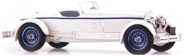 Autocult 1:43 Scale Packard 6th Series Thomspson Special White