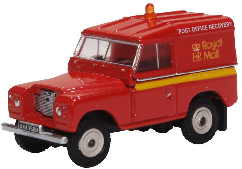 Oxford Diecast 1:76 Scale Land Rover Series IIA SWB Hard Top  Royal