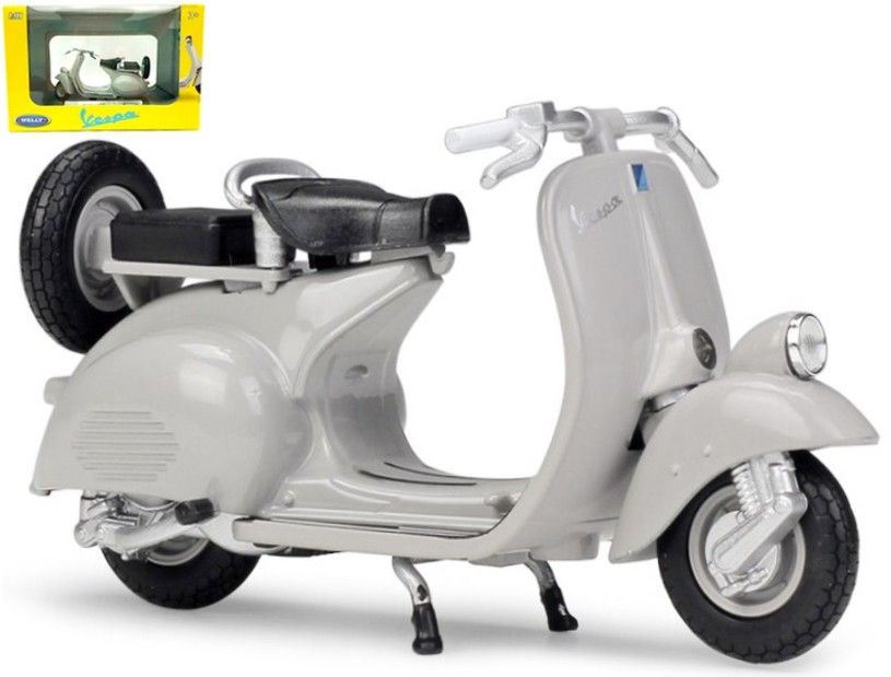 Welly 1:18 Scale Vespa 125CC 1953 Light Grey