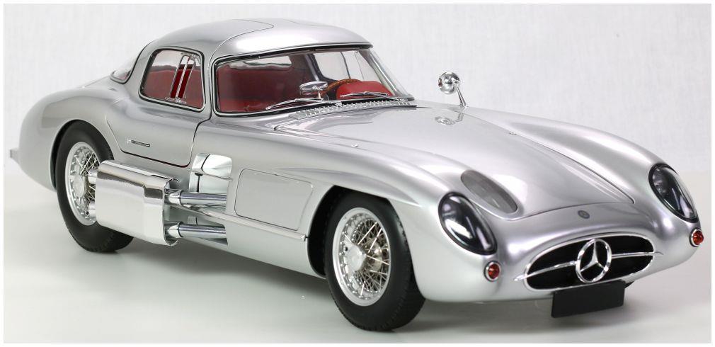 LeGrand 1:8 Collection 1:8th Scale Mercedes Benz 300 SLR Uhlenhaut Coupe 'The Red' (1:8th Diecast Kit)