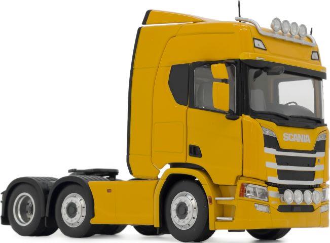 Marge Farm Models 1:32nd Scale Scania R500 Series 6x2 Yellow