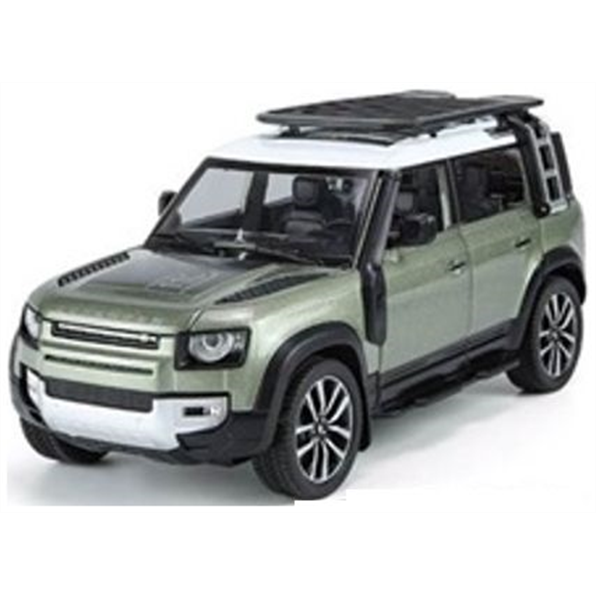 QY Toys 1:24 Scale Land Rover Defender 110 Green Opening Parts/Light and Sound