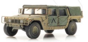 Artitec 1:87 Scale Humvee Desert Jeep (US) ready 1:87