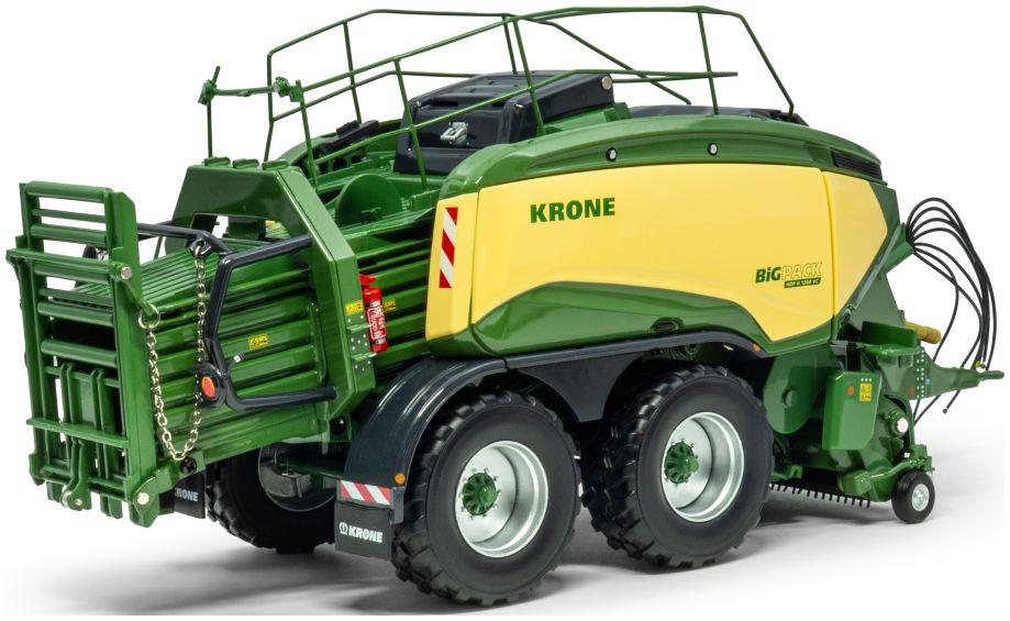 Ros  1:32nd Scale Krone BigPack