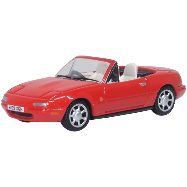 Oxford Diecast 1:76 Scale Mazda MX5 Mk1 (Open) Classic Red