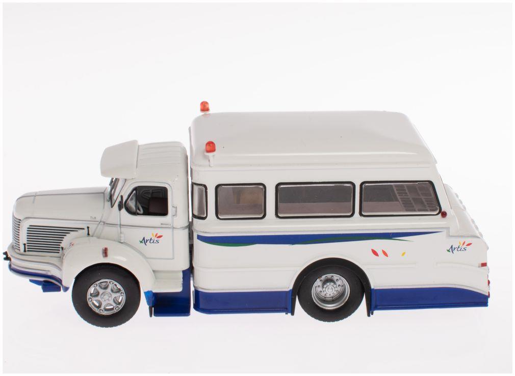 Atlas Editions 1:43 Scale Berliet TLR 10R Depanneuse 'Artis' Berliet Trucks Collection