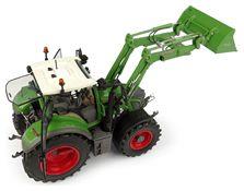 Universal Hobbies 1:32rd Scale Fendt 618 - Vario w/Front Loader