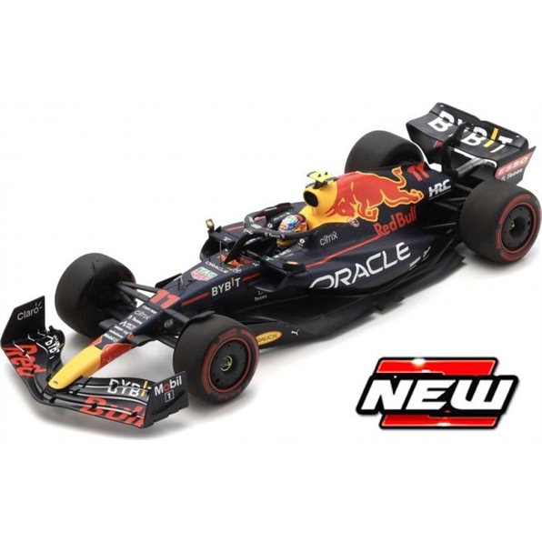 Burago 1:24 Scale Red Bull Racing F1 RB19 #11 Sergio Perez - W/Case + Figure