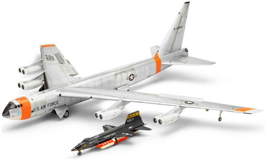 Revell 1:72 Scale B-52D Stratofortress 'Platinum Edition'