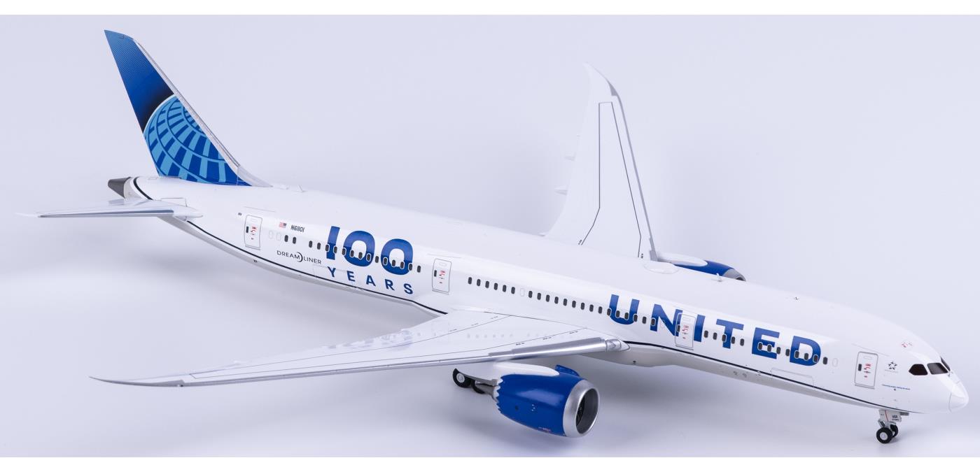 Gemini Jets 1:200th Scale Boeing B787-9 United Airlines N61101 '100 Years'