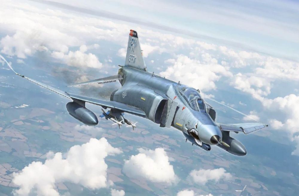 Italeri 1:72 Scale McDonnell Douglas F-4E/F Phantom II