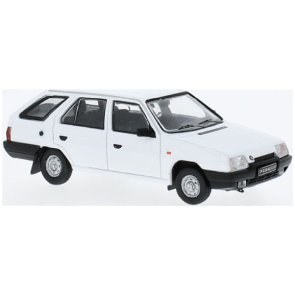 IXO 1:43 Scale Skoda Forman White 1990