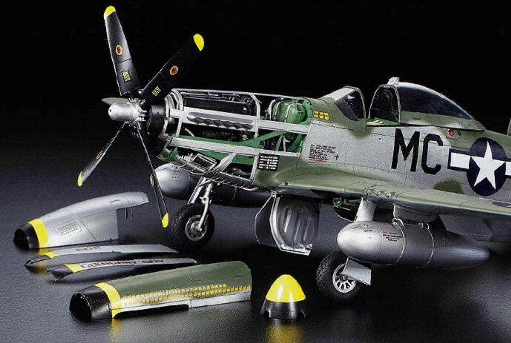Tamiya 60322 1/32 Scale USAAF P-51D Mustang Model Aircraft Kit