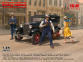 ICM 1:24th Scale Ford Model A 'Daring Robbery' w/3 Gangst Figures