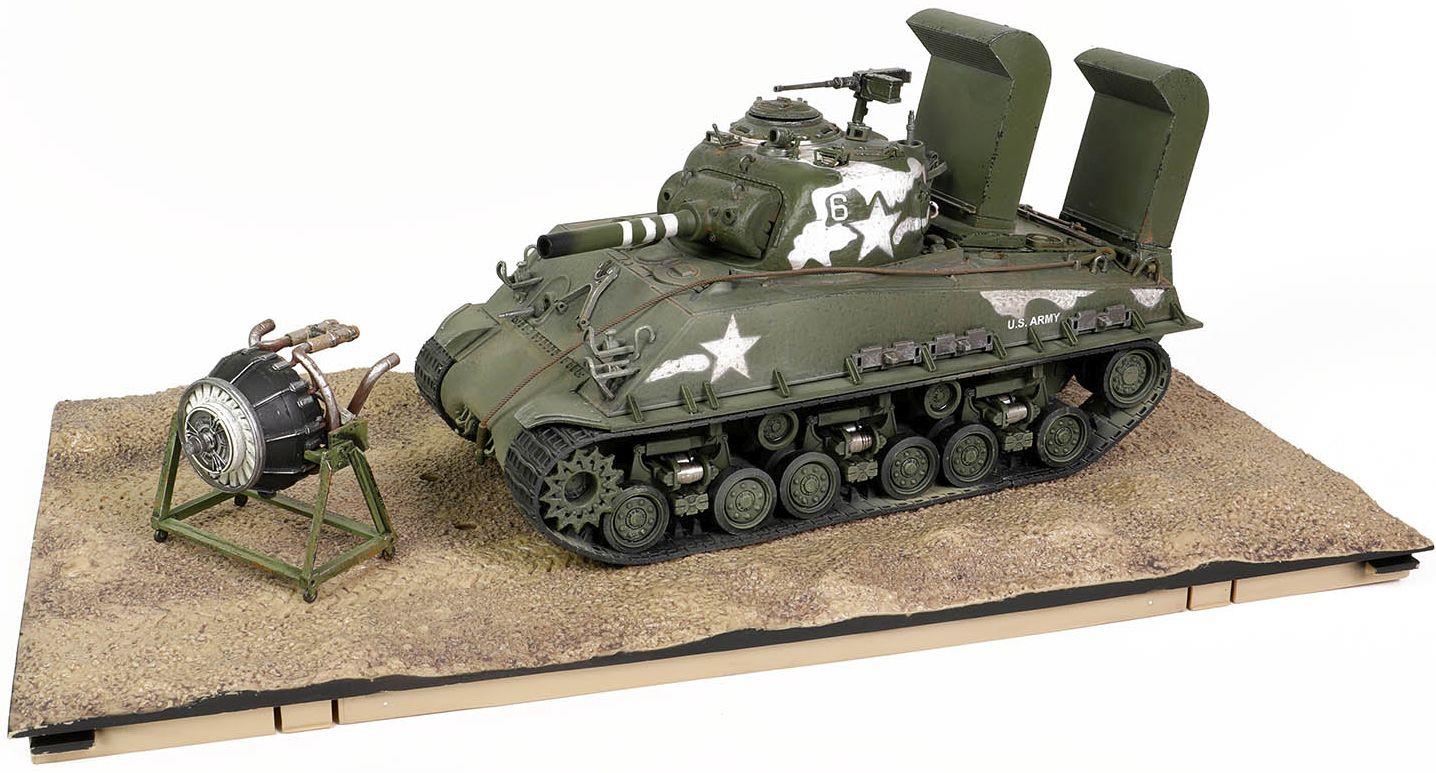 Forces Of Valor 1:32 Scale Sherman M4E8 (105) U.S. Medium Tank HVSS w/Deep Wading Gear 711th Battalion 1945