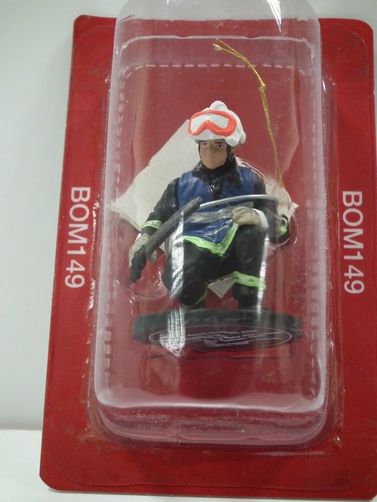 Atlas Editions 1:32 Scale Fireman - Yvelines 2009