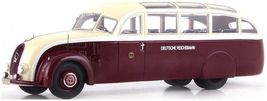 Autocult  1:43rd Scale Mercedes Benz LO 3100 Deutsche Reichsbahn' Ivory Red