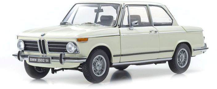 Kyosho 1:18 Scale BMW 2002 Tii 1972 White