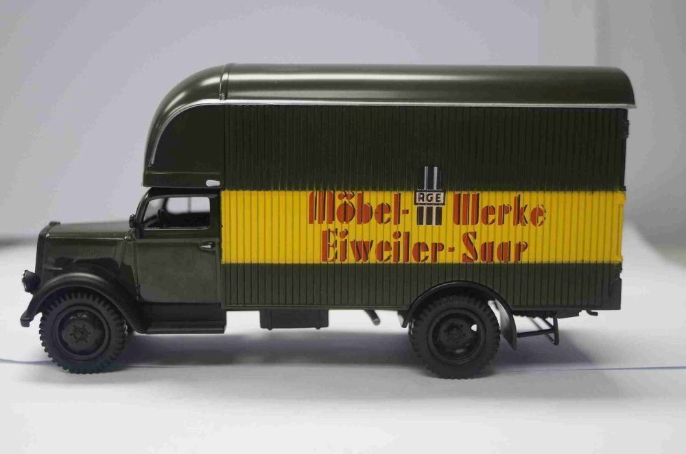 Atlas Editions 1:43 Scale Opel Blitz Furniture Wagon (1949)