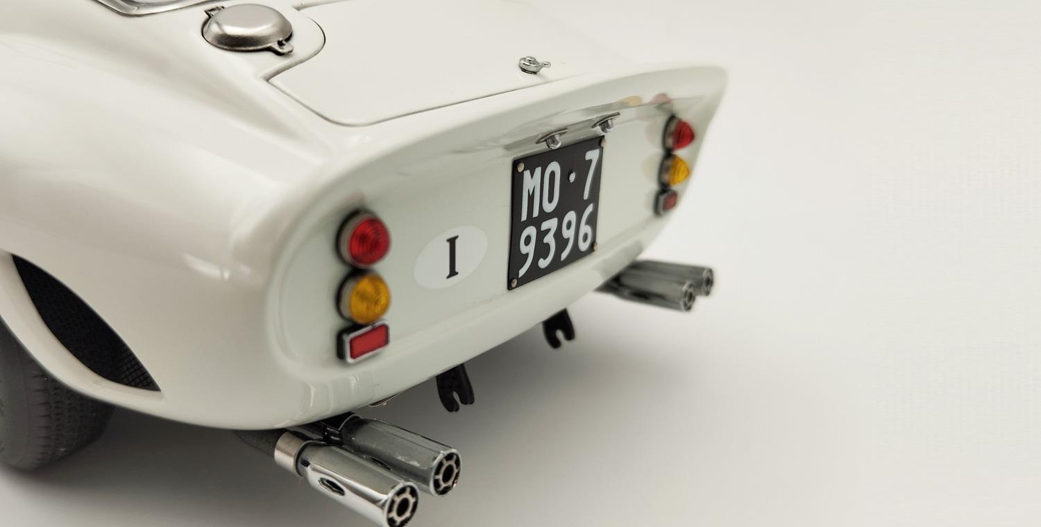 CMC 1:18 Scale Ferrari 250 GTO RHD Chassis #3729 2nd Tourist Trophy 1962 Graham Hill #10