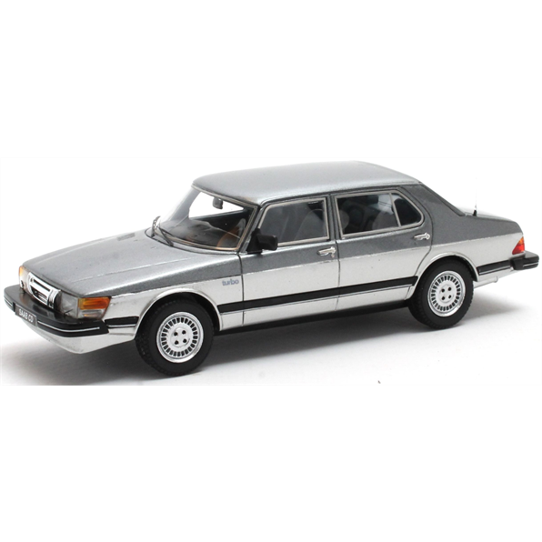Matrix 1:43 Scale Saab 900 CD Turbo Grey Metallic
