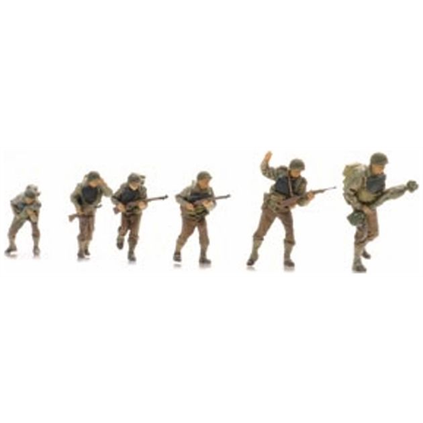 Artitec  1:87th Scale D-Day Infantry Storming Beach (x6) (US) Ready