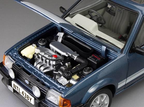 Sunstar 1:18th Scale Ford Escort RS1600i 1984 Caspian Blue
RHD UK Exclusive - Limited Edition 360pcs