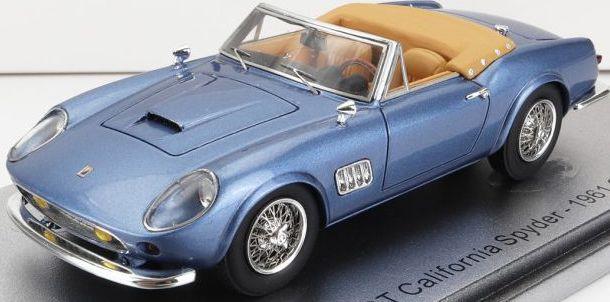Kess 1:43 Scale Ferrari Modena 250GT California Spider Blue Top Down 1961