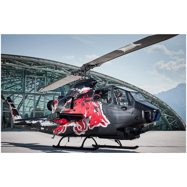 Revell 1:48 Scale Gift Set AH-1F Cobra Flying Bulls 25th Anniversary