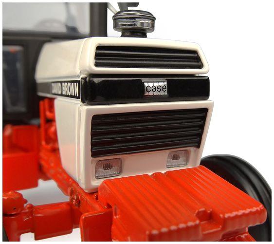 Universal Hobbies 1:32nd Scale David Brown 1690 1979