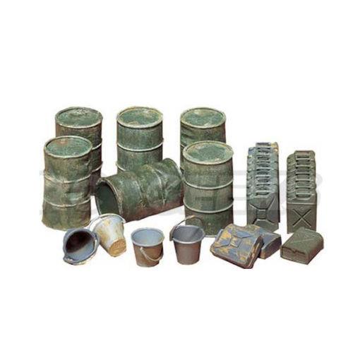 Tamiya 1/35 Scale JERRY CAN SET 35026 TC