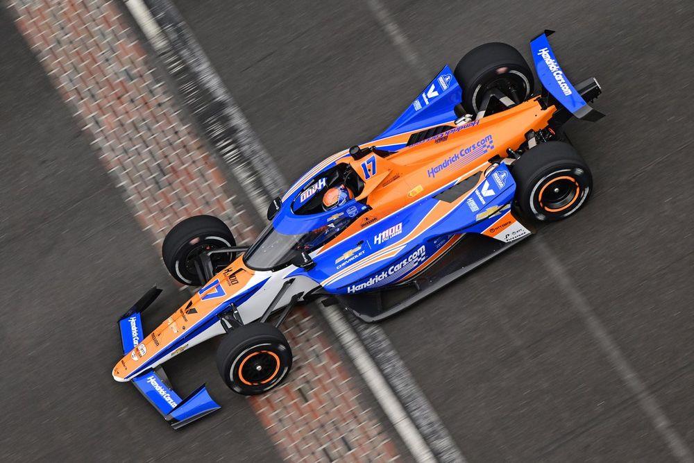 IXO 1:64th Scale NTT Indycar #17 Kyle Larson/Arrow McLaren 'HendrickCars.com' (Super Speedway) 2025