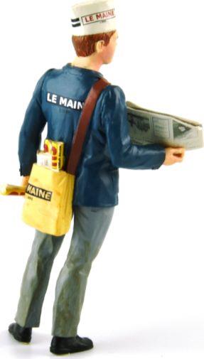 LE Mans Miniatures 1:18 Scale Joseph Vendeur de Journaux 'Le Maine Libre du 18-19 June 1966' Figure